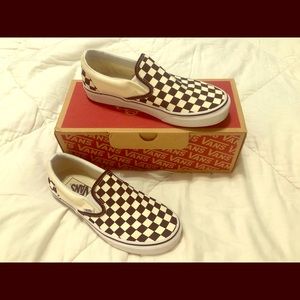 Vans checkered logo